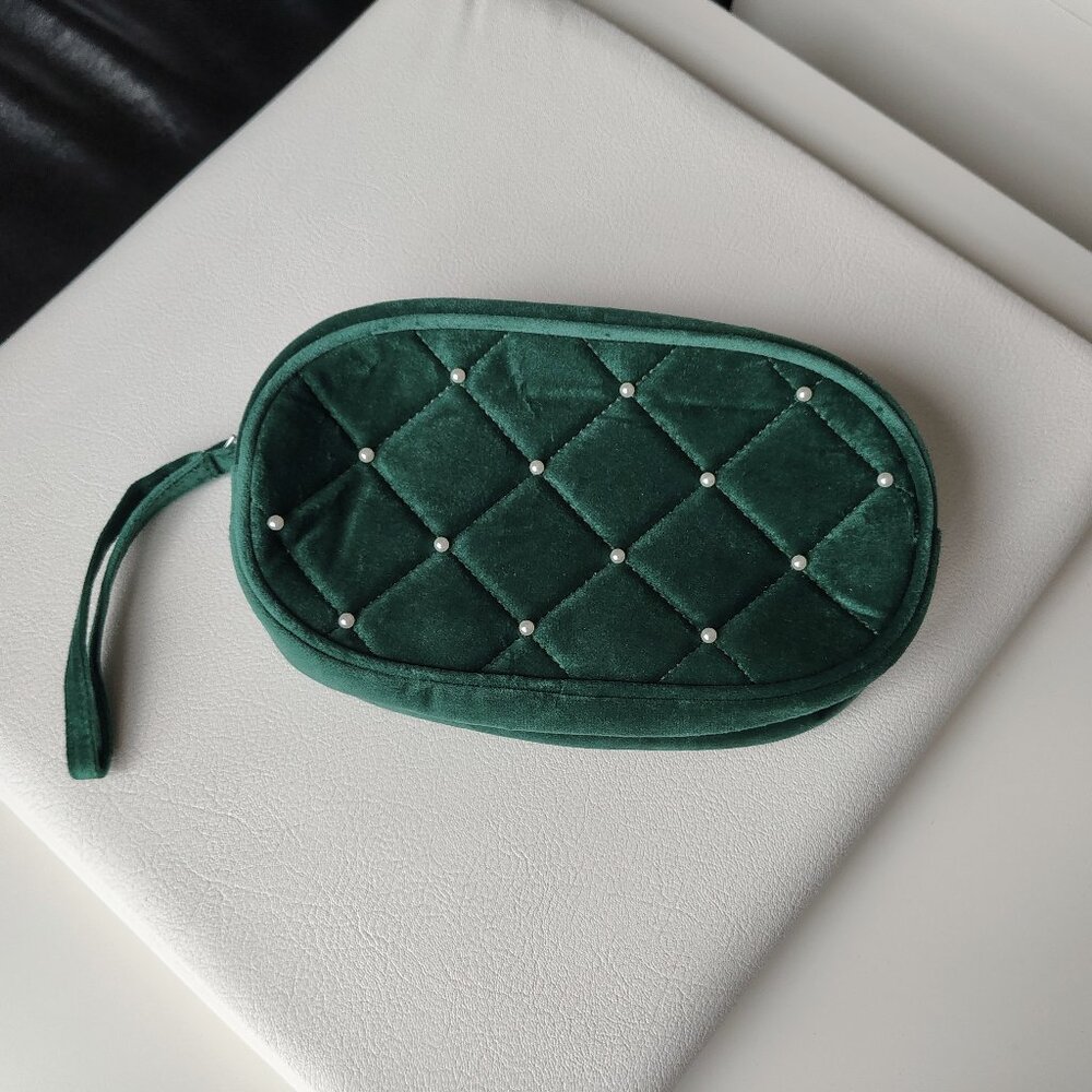 Ulta green velvet beauty bag